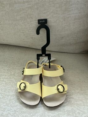 Old Navy Yellow Double-Strap Buckle Kids Sandals